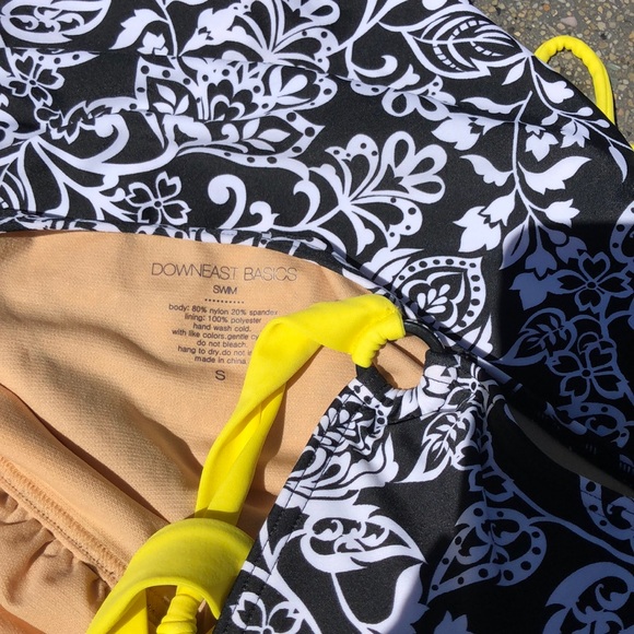 DOWNEAST Black White, Yellow Suit Sz Sm - Picture 8 of 8